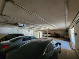 23210606