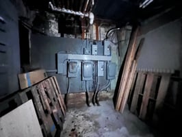 22852532