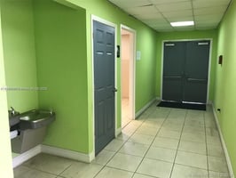 28688390