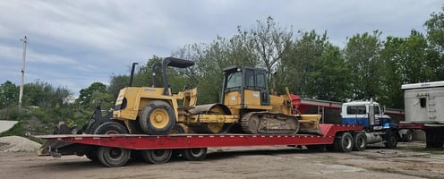 22900632