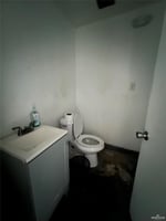 22936250