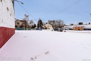 34016353