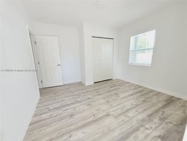 22955131