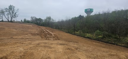 31764044