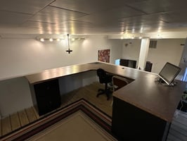 23008122