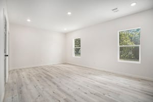 23045904