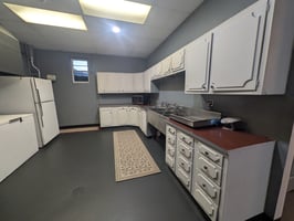 27280684