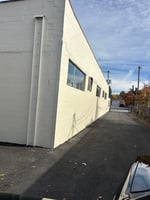 23172596