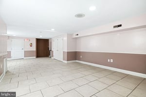 23172674