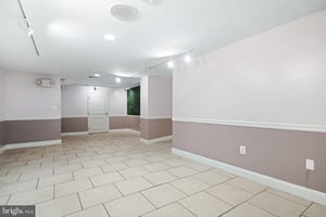 23172678