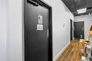 27507762