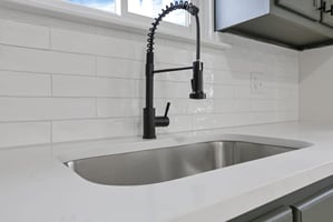 23333487