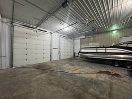 23380162