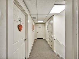 23516133