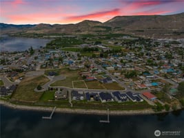 23515939