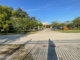 23429522