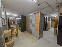 23494232