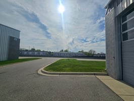 23516413