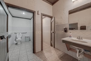 23516482