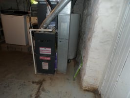 23518124