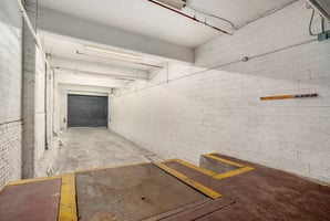 23518548