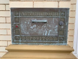 23548902