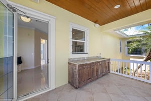 23569949