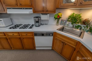 24181084