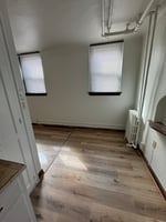 31599631