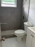 28968717