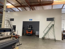 27605960