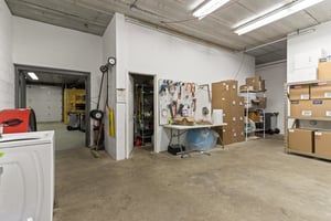 24082044