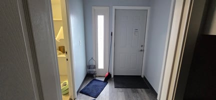 24118104