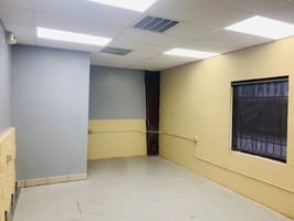 31663516