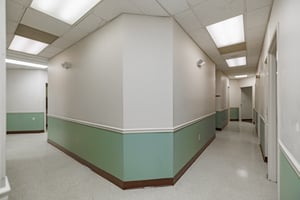 25715285