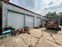 31106015