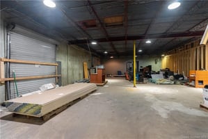 27068958