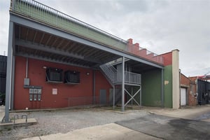 24600582