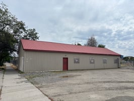 24606318