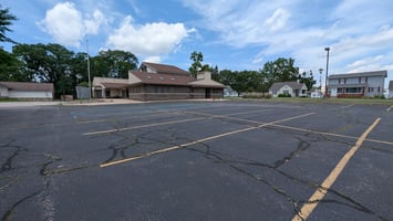 24608135