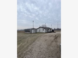24652537