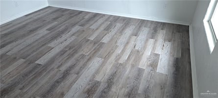 24684049