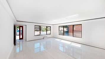 24819531