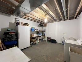 24905262