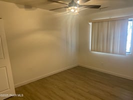 24924152