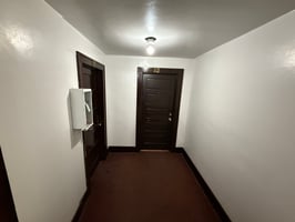 24931913