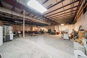 32661518