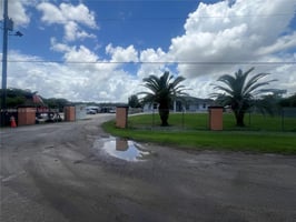 27200936