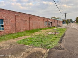 28185002