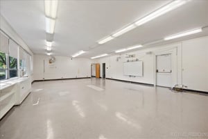 24973133